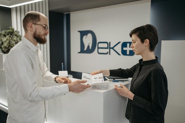 Mastering Video Walkthrough Tactics for UK Real Estate Agents: Boost Client Interaction and Engagement